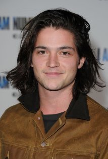 Thomas McDonell Picture
