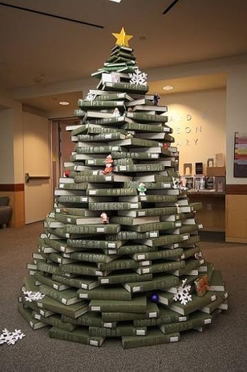 book christmas tree 5