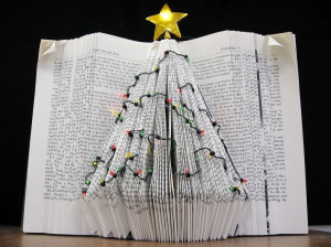 book christmas tree 4