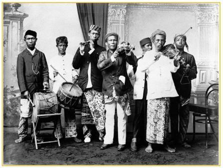 5b4aa3c60645b7c4479803b73ec56795_minang-saisuak-grup-musik-e28098si-doetae28099-dari-padang