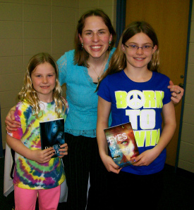 Me with Kate and Emily! Thanks, ladies!