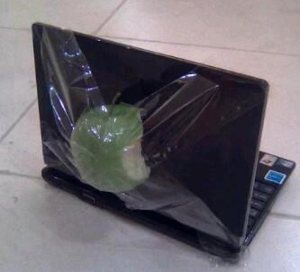 diy-apple-laptop-funny-hack