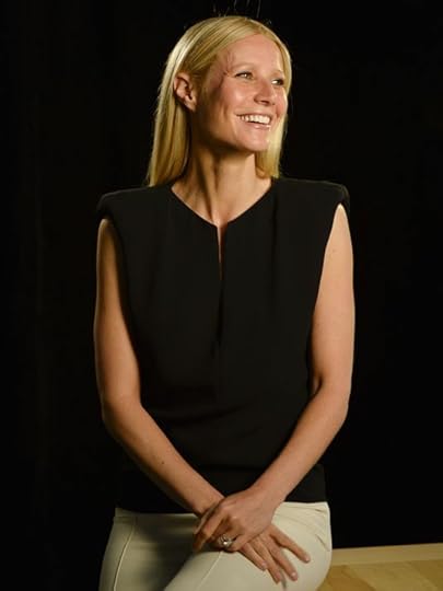 inside-gwyneth-3_4_r537_c0-0-534-712