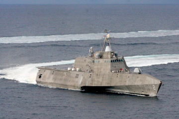 NAVY PHOTO / LT. JAN SHULTIS The USS Independence in the waters off Southern California.