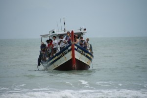 Coming ashore to monkey beach