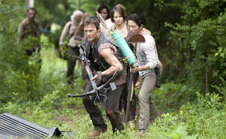 http://blogs.amctv.com/the-walking-dead/2013/08/ew-talks-michonne-on-a-horse-exec-producer-dave-alpert-teases-season-4-threat-to-wetpaint/