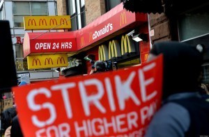 US-ECONOMY-WAGES-PROTEST