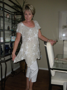 Top from FreshProduceClothing.com. Slacks are NYDJ (with lovely Spandex).