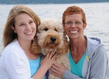 mother_daughter_doggie