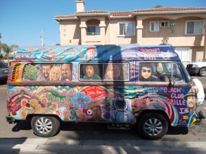 hippy-bus