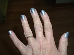 nails