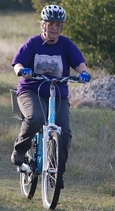 Ebike-headed-to-horse-lot187