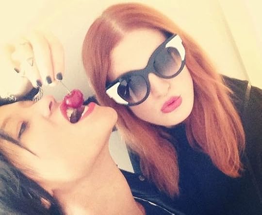 ICONA POP
