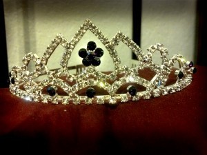 serious-new-writing-tiara