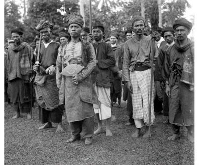 05a02c43d74d357c116ecd425010b2e0_minang-saisuak-para-kepala-adat-di-minangkabau