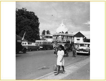 2fdefdf163a1aa4b53a4347277e6db46_minang-saisuak-jalan-sudirman-padang-1970-an