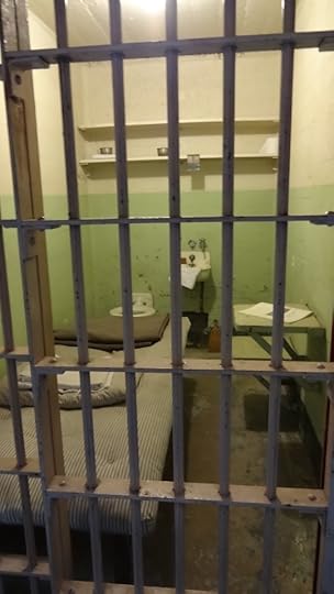 alcatraz prison cell