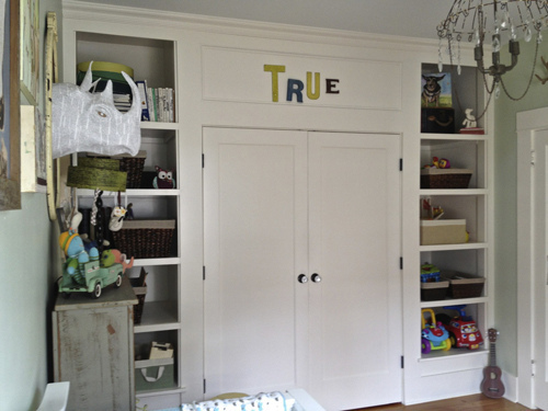 true's wall of shelves closet