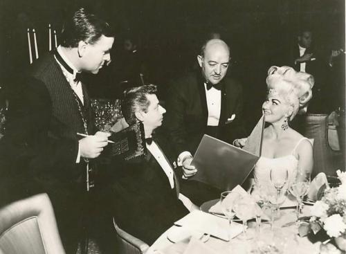 SultansTableRestDunesHotel