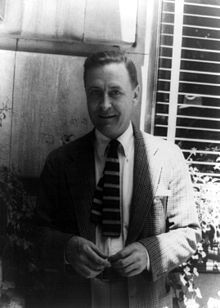 Francis Scott Fitzgerald 1937 June 4 (1) (photo by Carl van Vechten).jpg