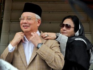 Rosmah guna ilmu sihir untuk menundukkan suaminya, Najib, kata Deepak. 