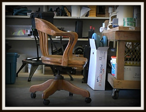Chair03