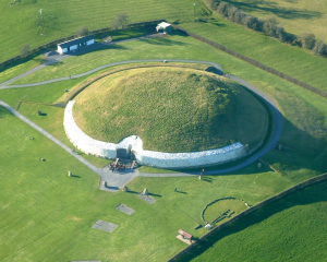 newgrange-2004b