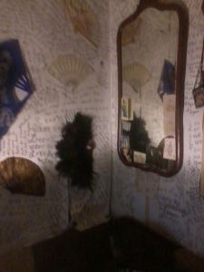 All four walls were covered in my favorite quotations. The arm of the chaise is *just* visible at the bottom of the photo.