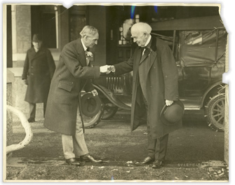 edison-ford-shaking-hands