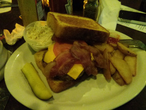 texas-toast-burger