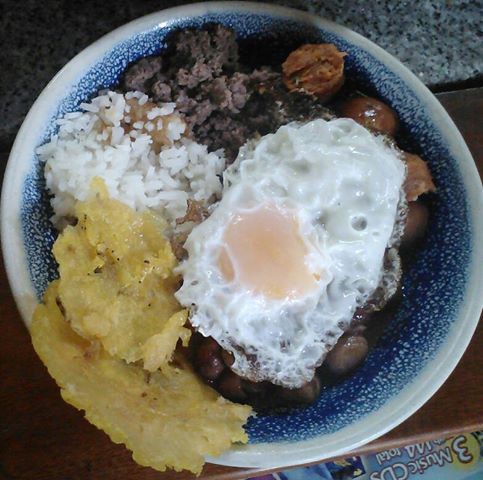 Photo: Learned how to make and serve Bandeja Paisa today. Mmmmmm, sure was a great meal! Thank you, Zayde. You are a treasure.