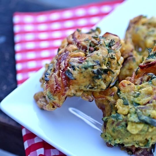 Onion Pakoras or Piyanjees