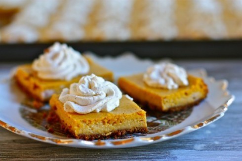 Pumpkin Cheesecake Bites by Eat, Live, Run