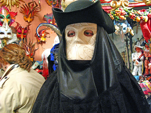 bauta costume