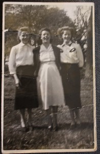 Lilian and her sisters