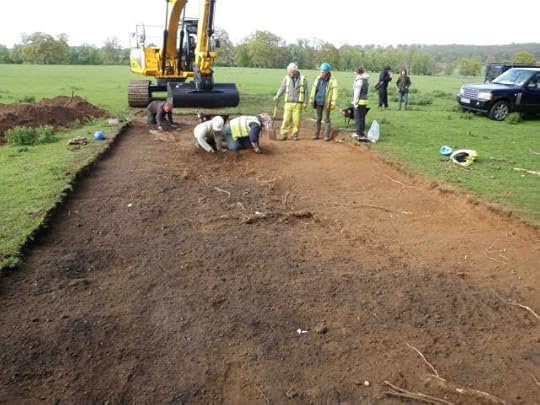 Time Team: Belton Park, Lincolnshire. Machine Gun Corps camp. Trowelling