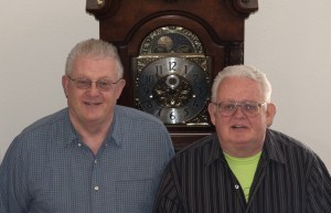 With Berk in blue and Andy in green, ladies and gentlemen, I present...The Brothers Washburn!