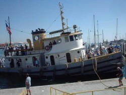 Tug Angels Gate in Los Angeles Harbor