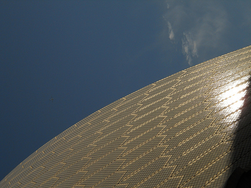 the curve of Sydney Opera House