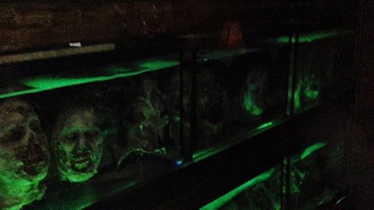 HHN_WalkingDeadHeads