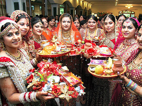 karva-chauth-women