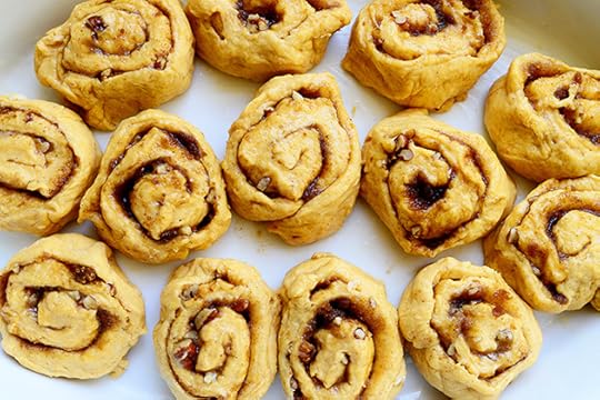 Pumpkin Cinnamon Rolls | The Pioneer Woman