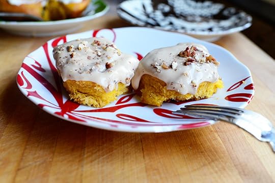 Pumpkin Cinnamon Rolls | The Pioneer Woman