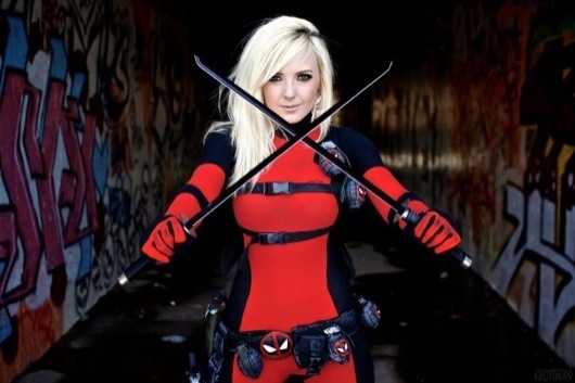 Female Deadpool Cosplay-Fireball_Tim