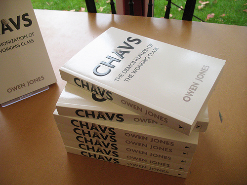 Chavs by Owen Jones
