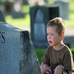 http://seniorcarecorner.com/wp-content/uploads/2012/03/Child-grieving-for-grandparent.jpg
