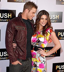 ashley greene and kellan lutz arrive push premiere