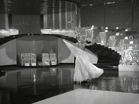 Astaire and Rogers epitome of elegance