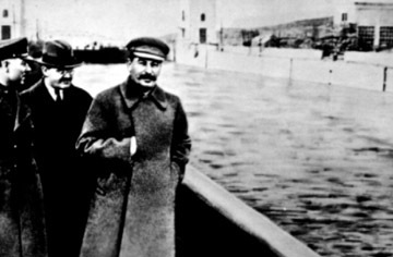 The_Commissar_Vanishes_2