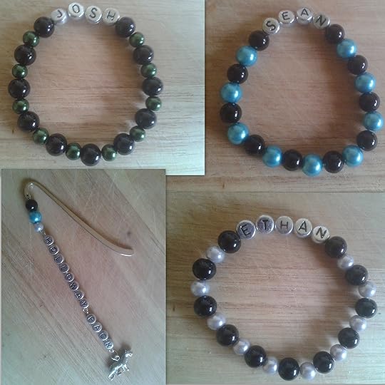 Holloway Pack prizes